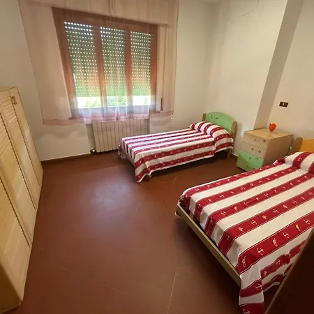 Orchidea Apartment *